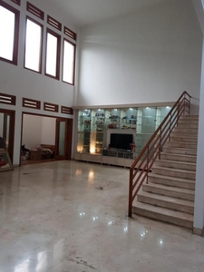 Rumah Minimalis Tropis Strategis di Pondok Indah Tanah 350 m2