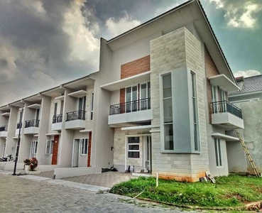 Rumah Modern 3 Kamar di Perumahan Damai Ciledug Bintaro bebas banjir
