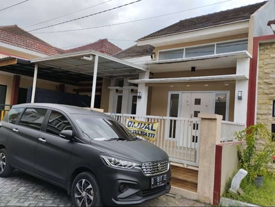 Rumah Modern Griya Kota Asri, Singonegaran, Pesantren