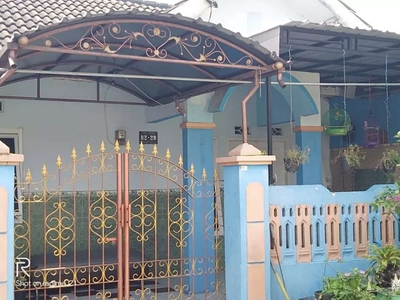 Rumah-Oma-Indah-Menganti-Bringkang-Gresik