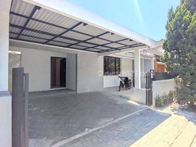 Rumah Sewa Minimalis Siap Huni Singgasana Pradana Mekarwangi