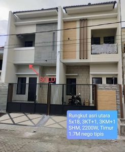 RUMAH SIAP HUNI DI RUNGKUT ASRI