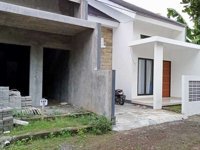 RUMAH SIAP HUNI SLEMAN UTARA 600JTAN DEKAT JL MAGELANG