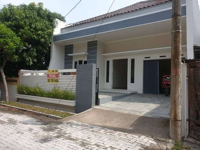Rumah Siap Tempati Di Jl. Puri Anjasmoro, Semarang