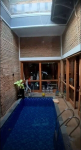 Rumah + Swimming Pool di Aneka Elok Penggilingan Cakung