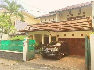 Rumah Tanah Luas Dekat Hotel Hyat Jalan Palagan km 7