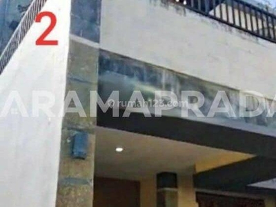 Sewa Rumah Nyaman Full Furnished 3 Lantai 5 Kamar Sedap Malam