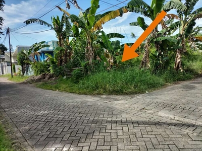 Tanah kosong sudut 20x45 siap bangun kompleks Makkio Baji, Makassar