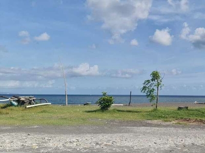 TANAH LOSS PANTAI DI PANTAI BIAUNG,KESIMAN KERTALANGU-DENPASAR TIMUR