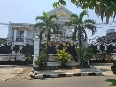 Dijual Cepat Rumah Mewah (SHM) Bekasi Barat Fully Furnished Siap Huni