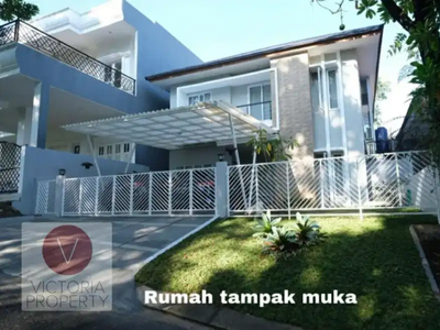 DIJUAL RUMAH ADA KOLAM RENANG SENTUL CITY