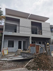 Dijual Rumah Baru di Jl. Kopo Permai, Bandung