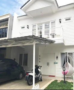 Dijual rumah ssri di Kotawisata Cibubur