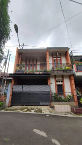 Rumah Ganteng 2 Lantai Di Cipageran Indah Kota Cimahi