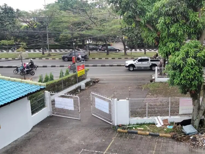 Rumah Kantor di Mainroad Soekarno hatta, Best Location