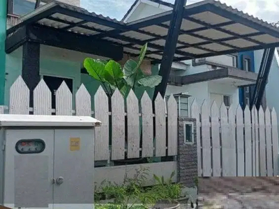 Rumah La Diva Greenhill Menganti Gresik dekat Surabaya