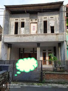 Rumah Murah Baru tinggal Finishing di Komplek Antapani Bandung