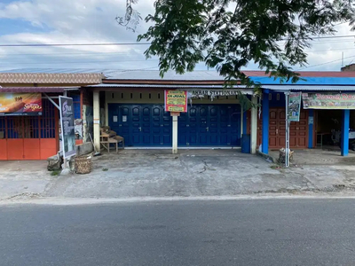 Rumah toko Ruko pinggir jalan dekat jaharun sircuit