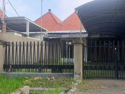 Turun Harga Dijual Rumah komersial area WR Supratman Surabaya Pusat