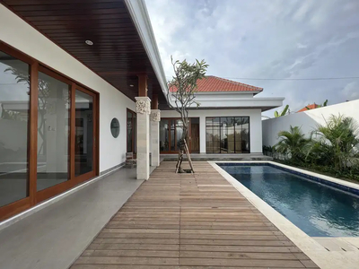 Yearly Rent Or Leasehold Brand New 2 BR Closed Living Villa In Munggu