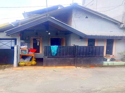 Rumah buat kosan belakang UNS solo