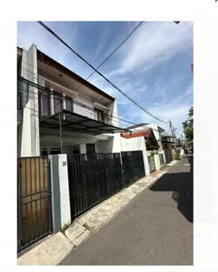 Di Jual Rumah Tebet strategis