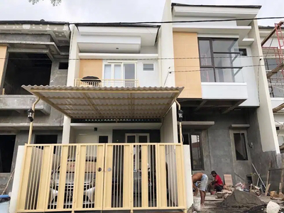 Dijual Cepat Rumah Baru 2 Lt Royal Paka Rungkut Surabaya