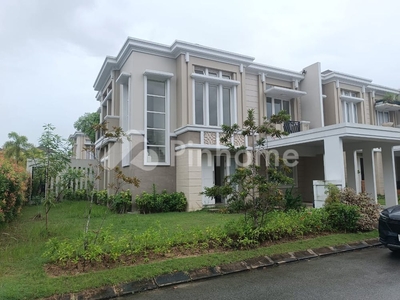 Disewakan Rumah 2 Lantai di Orchard Park Cluster Persea, Batam Center Rp130 Juta/bulan | Pinhome