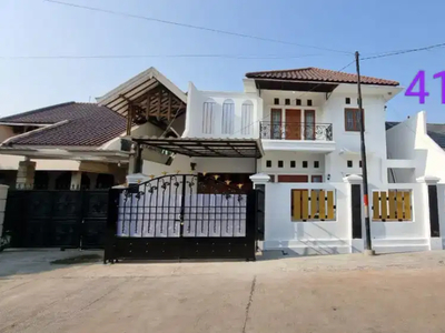 Disewakan rumah bagus Dalam komplek Billymoon Jakarta Timur