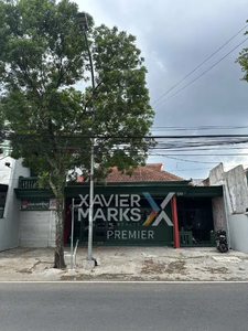 Disewakan Rumah Usaha Ex Cafe Full Perabotan di Raya Tidar, Malang