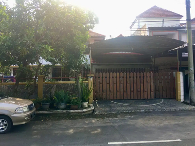 Rumah dijual di Boulevard Taman Pondok Indah Wiyung Surabaya, Hook