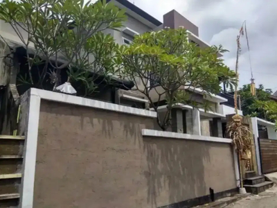 RUMAH ELEGAN DEPAN POLRESTABES DENPASAR