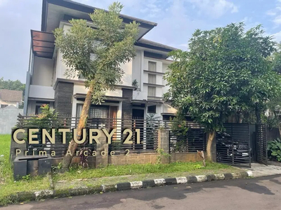 Rumah Mewah Fully Furnished di Menteng Bintaro Tangerang Selatan