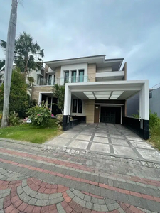 Rumah minimalis terawat pakuwon city virginia regency 7.8m nego