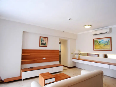 Apartemen Luas Puri Casablanca 2BR - Furnished & Area Strategis JakSel