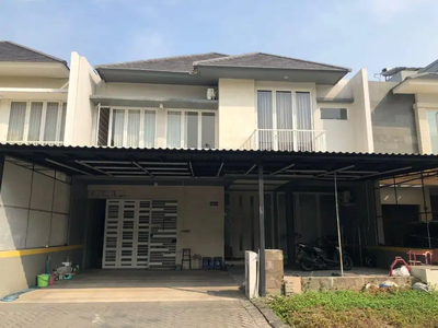 Cluster Paling Favorit Depan Taman Rumah Murah Royal Residence