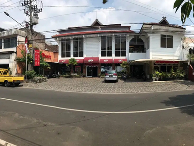 Dijual Hotel Aktif di Jl. K.H. Ahmad Dahlan, Klojen Kota Malang