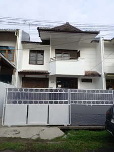Dijual MURAH Rumah 2lt siap Huni di Baranangsiang Bogor