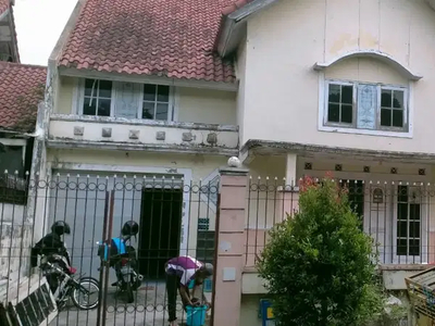 Dijual Rumah 1,5 Lantai di Griya Shanta Eksekutif, Lowokwaru Malang