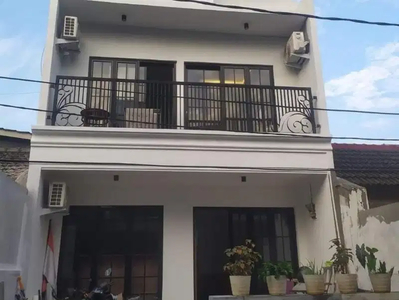 Dijual Rumah 2 lantai di Komplek Graha Bunga Bintaro Bisa KPR J -17701