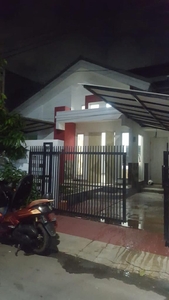 Dijual Dijual Rumah Cantik 2 Lantai Siap Huni Di Komp. Pamulang