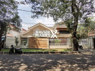 Dijual Rumah Mewah Pusat Kota Selangkah dari Raya Ijen, Klojen Malang