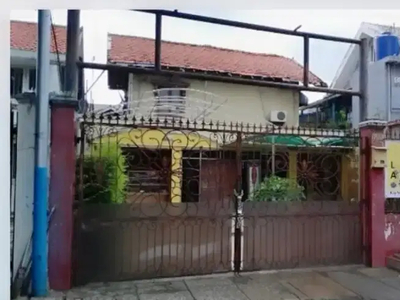 Dijual Rumah Pinggir Jalan, Strategis di Jl.Pemuda, Rawangun, Jakm