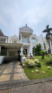 Dijual Rumah Raffles Garden Citraland 2 Lantai Fresh Terawat Cantik Surabaya Barat