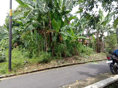 DIJUAL TANAH BU 2,5JT/M2 SELATAN WADUK CENGKLIK 300M