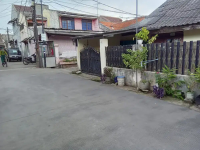 Dijual tanah dan rumah apa adanya