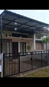 Dikontrakan/Dijual Rumah & Isinya