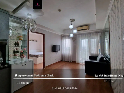 Disewakan Apartement Sudirman Park Middle Floor 1BR Furnished Tower A