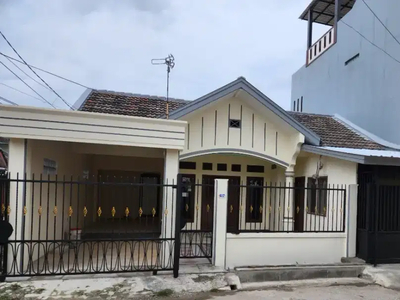 Disewakan Rumah Tangerang Perumahan Poris Indah Blok D
