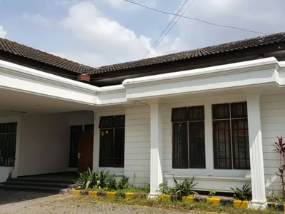 Disewakan Rumah Usaha Raya Jemursari Surabaya